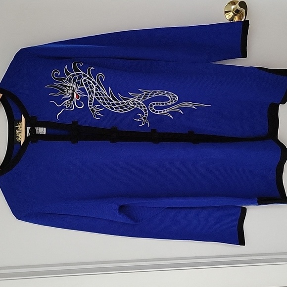 Vintage Bob Mackie Embroidered Blue Silver Dragon Knitted Cardigan - Picture 2 of 15